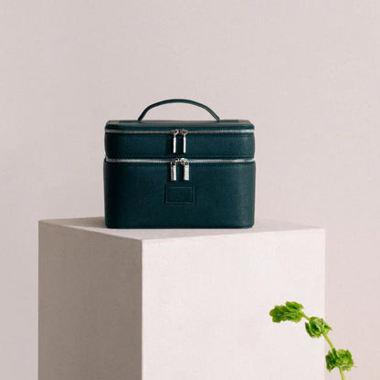 Double-Tier Vanity Case - ecluvia