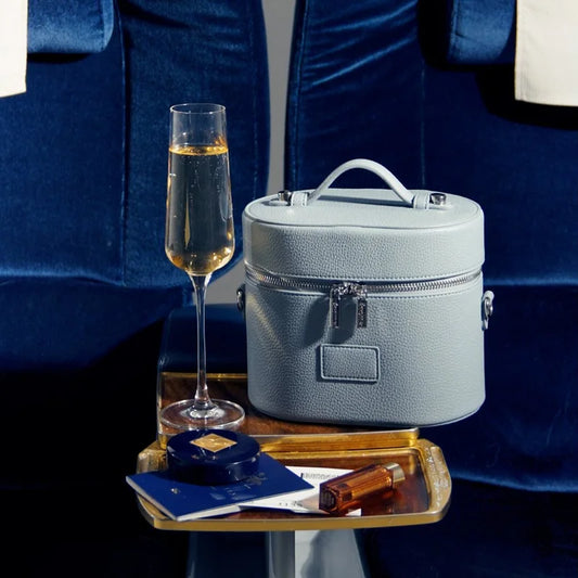 Oval Vanity Case - ecluvia